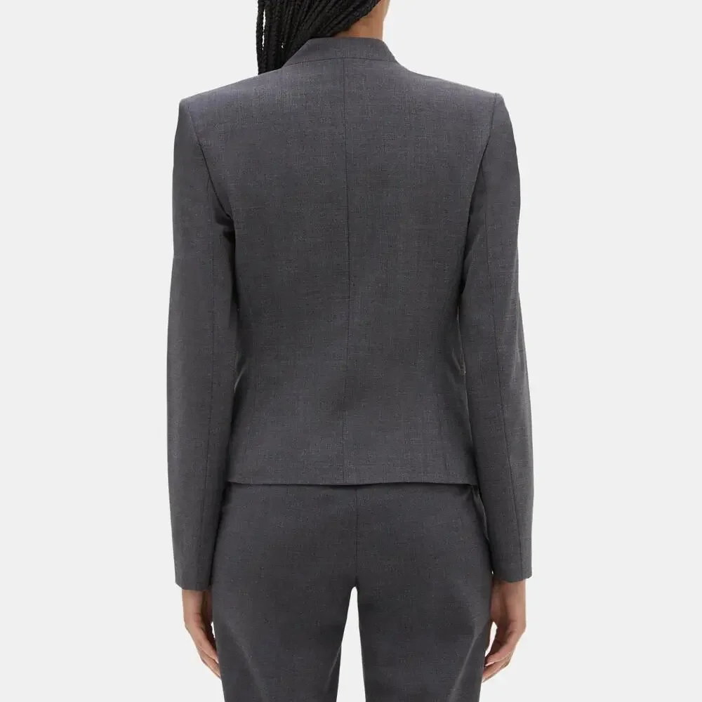 Theory collarless cutaway